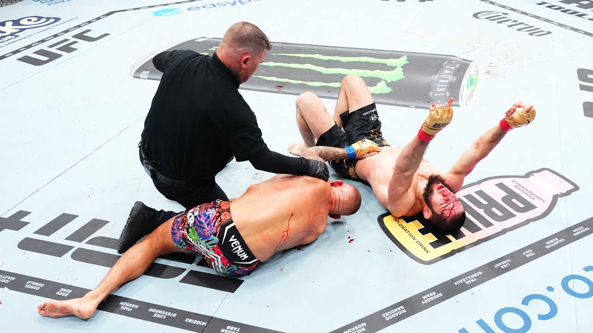 Ислам Махачев номинирован на премию UFC