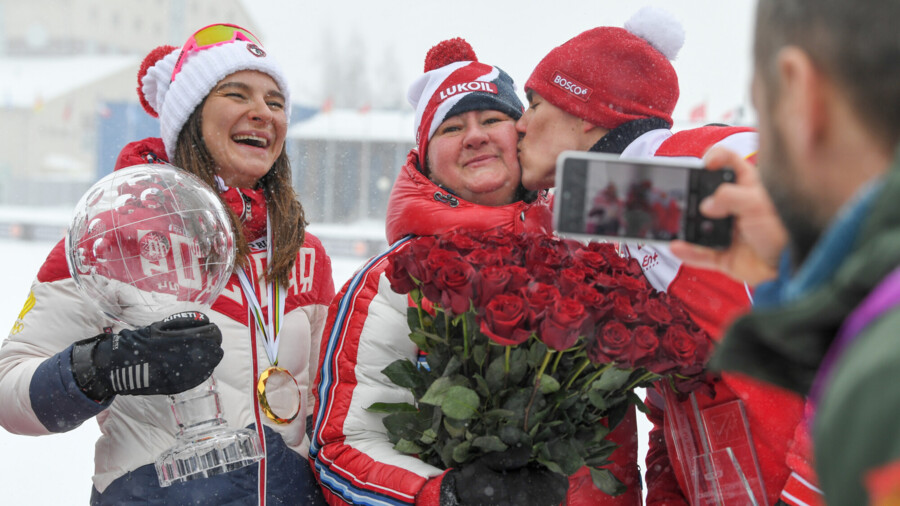 Родившая лыжница разрывает всех на Кубке России. Соперницы беспомощны!